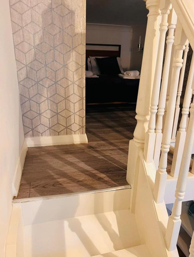 F10- Mezzanine 1St Floor Flat Fits 3 Near Paddington Apartment London Bagian luar foto